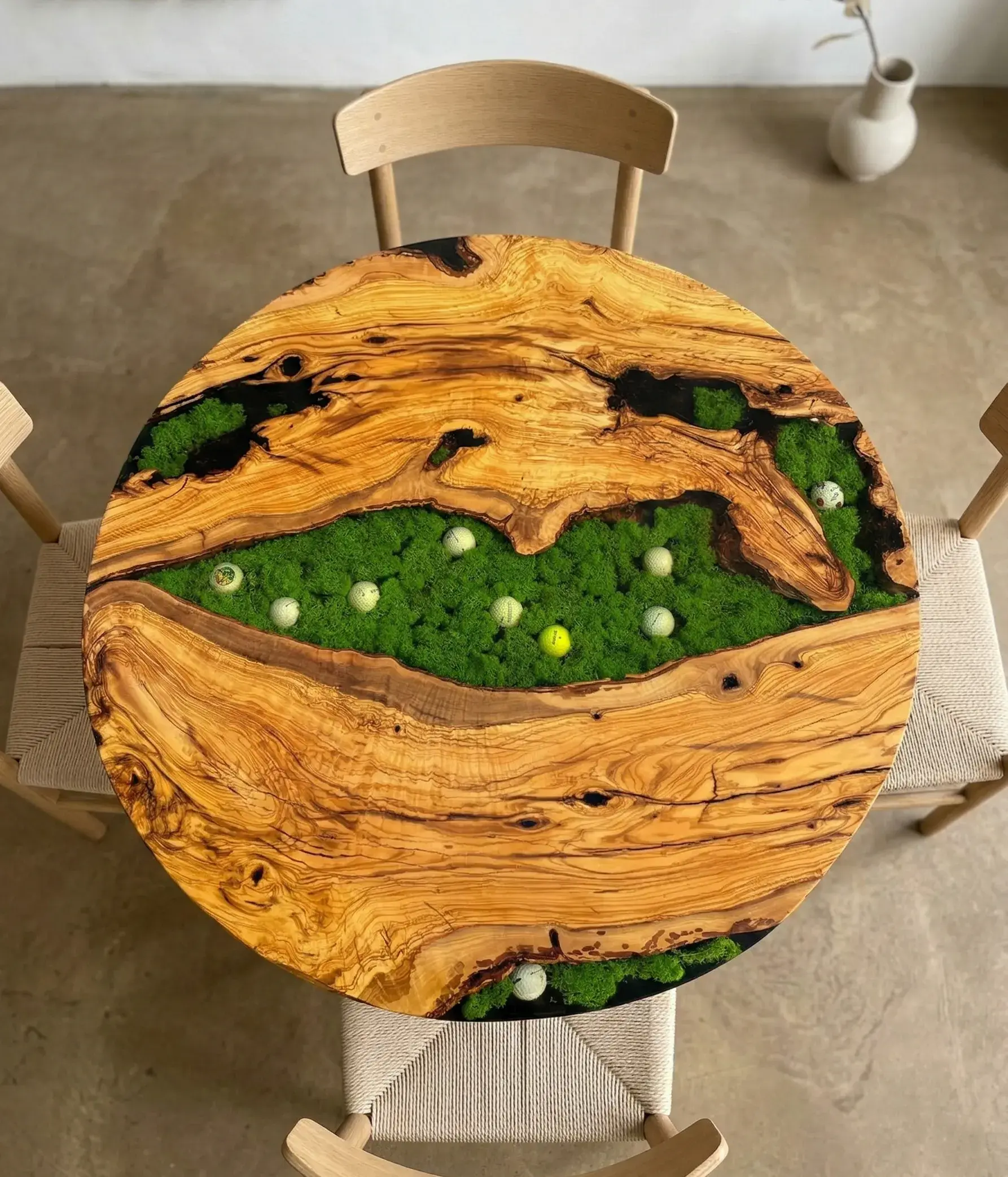 Stół jadalniany "Golfowy"