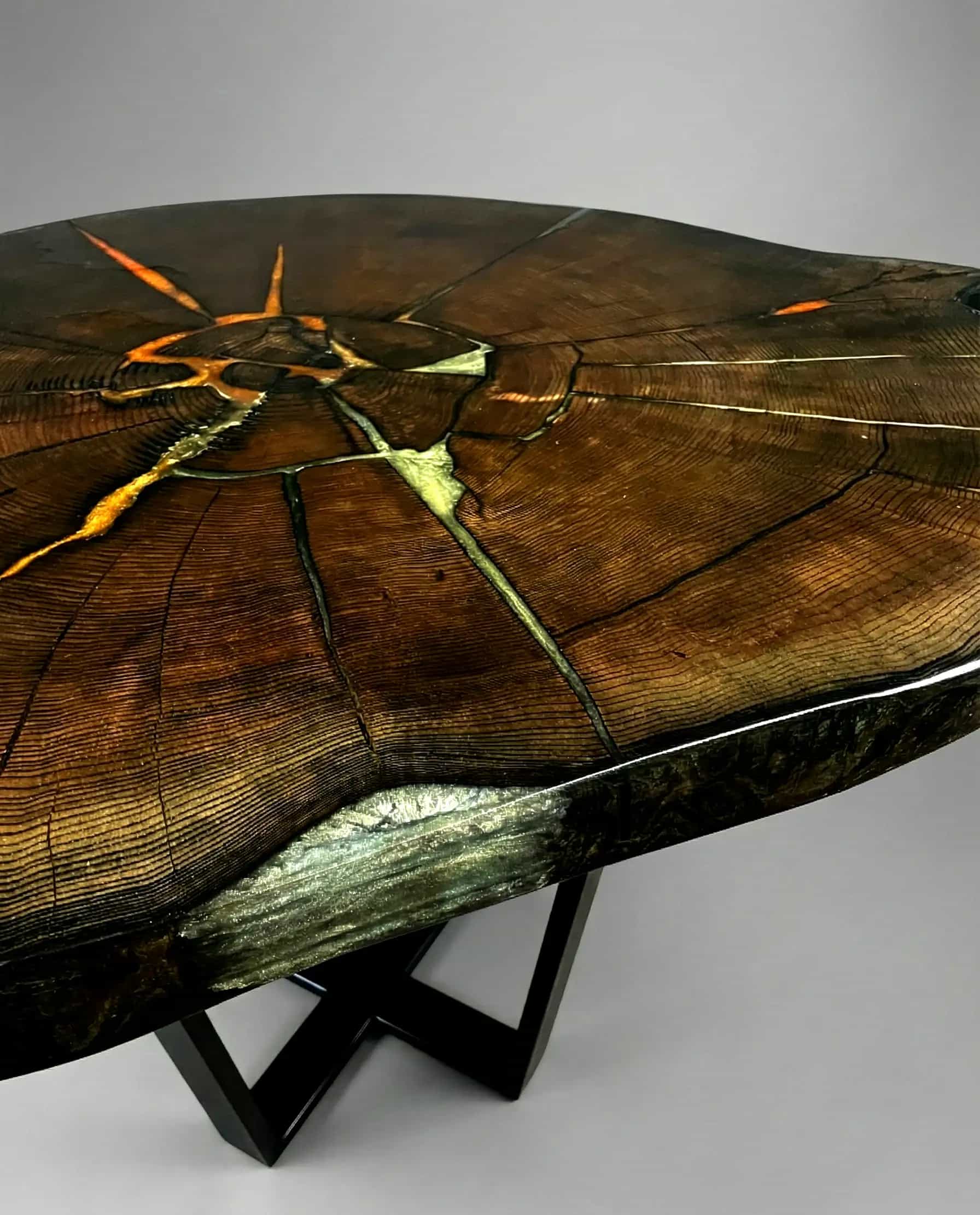 Stół jadalniany "Lot w kosmos"