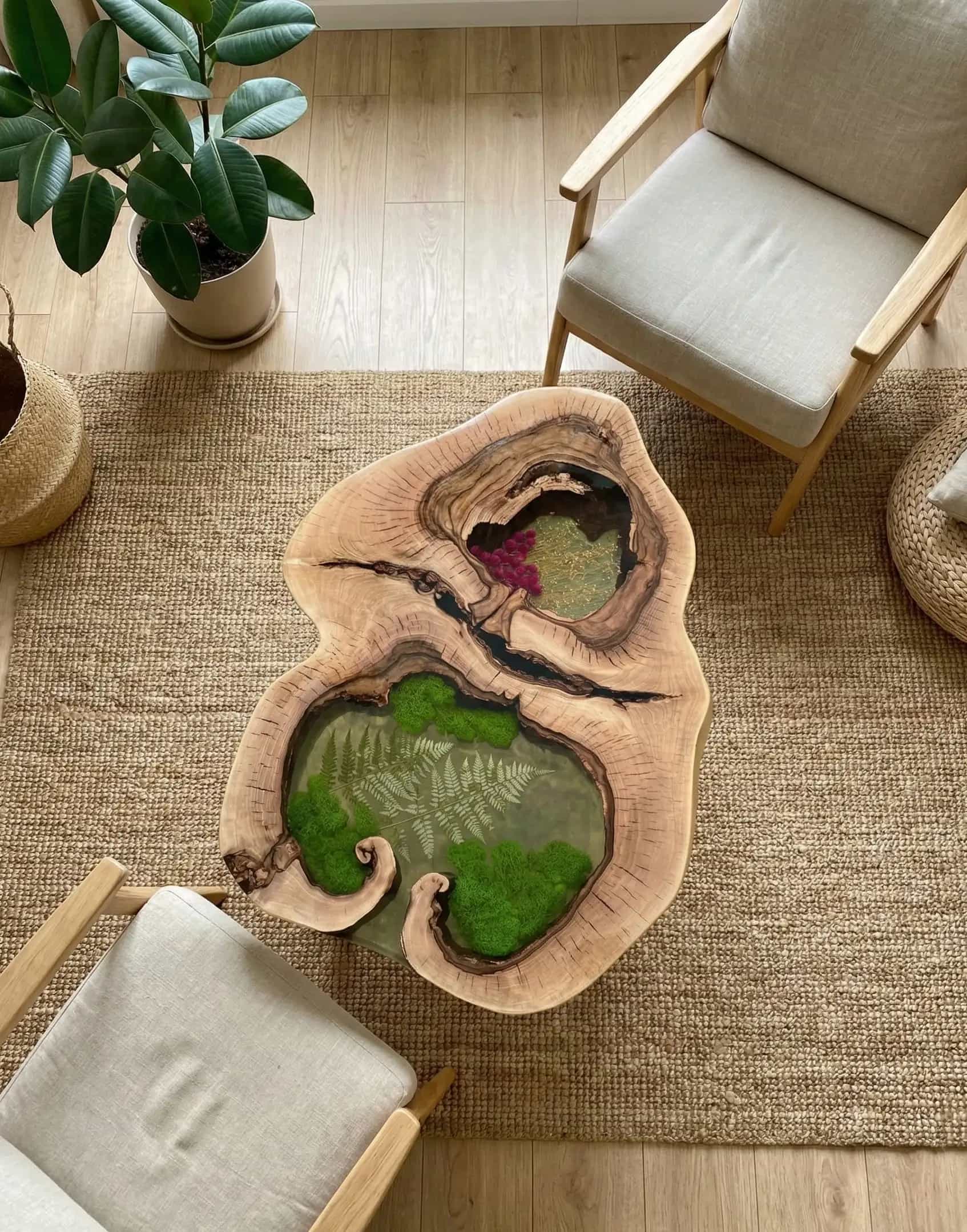 Stolik kawowy "Orzechowa łąka"