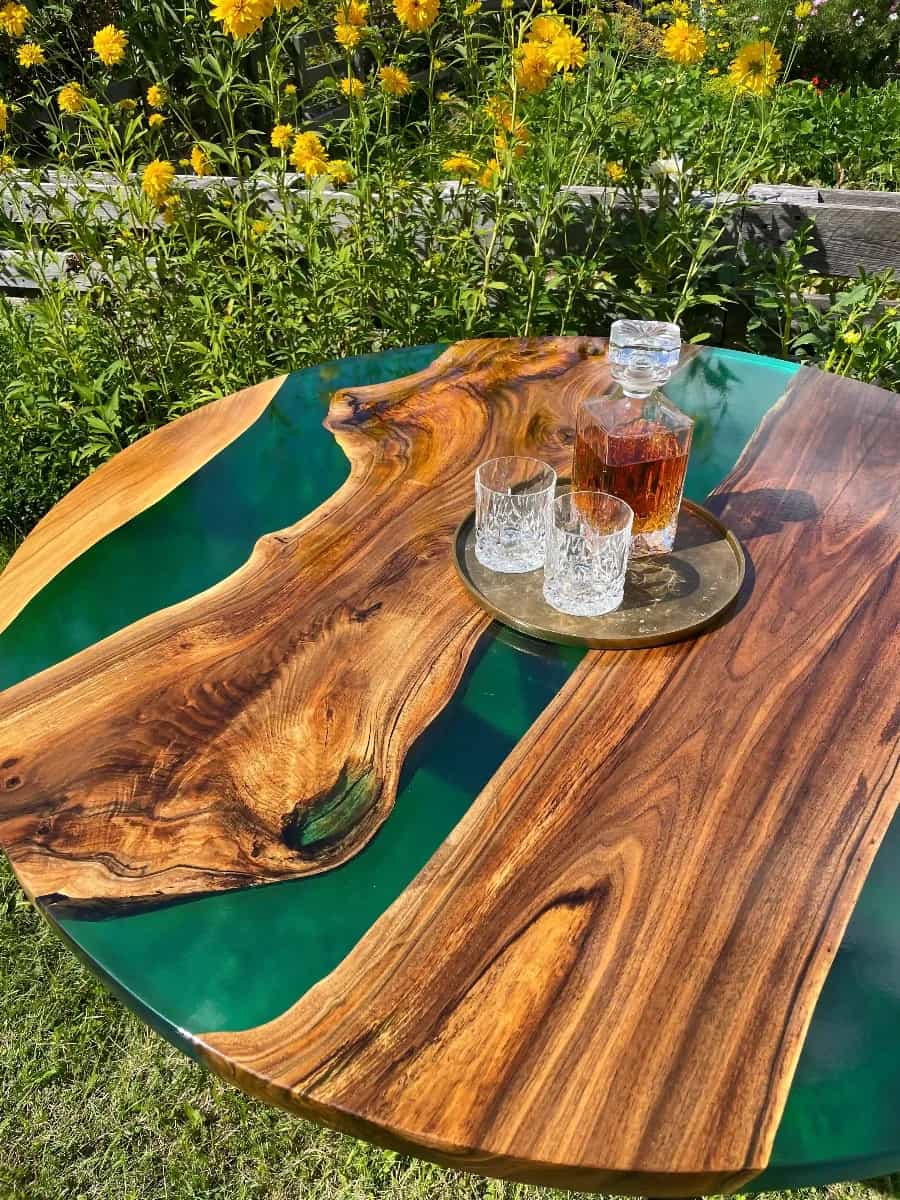 Stół jadalniany "Rzeki turkusu"