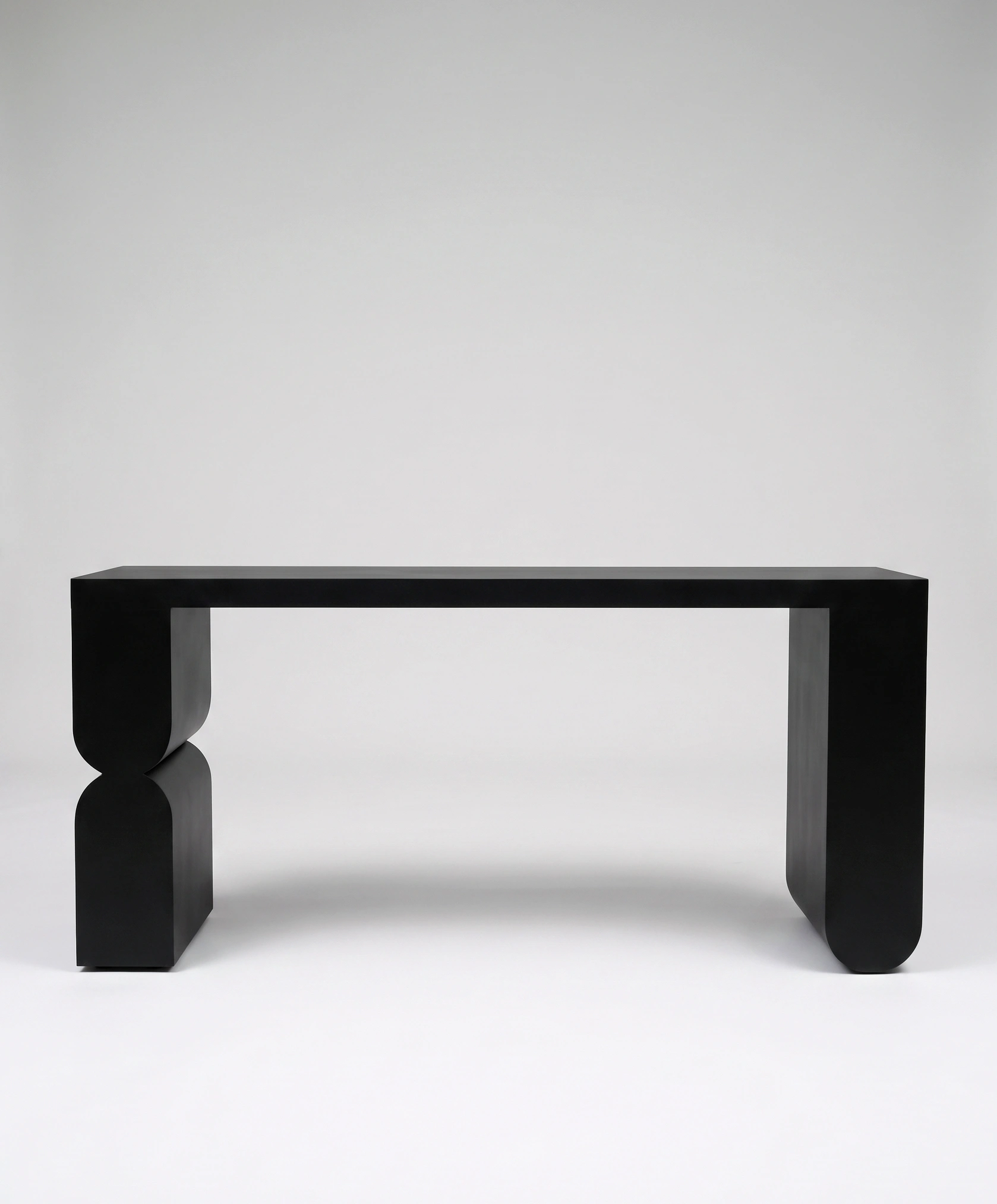 konsola drewniana z drewna dębowego nowoczesna do domu nowy dom wystroj wnętrz minimalistyczne nogi duże biurko